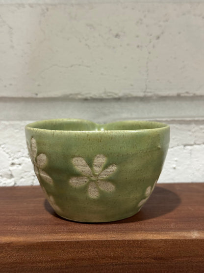 flower cup with spout